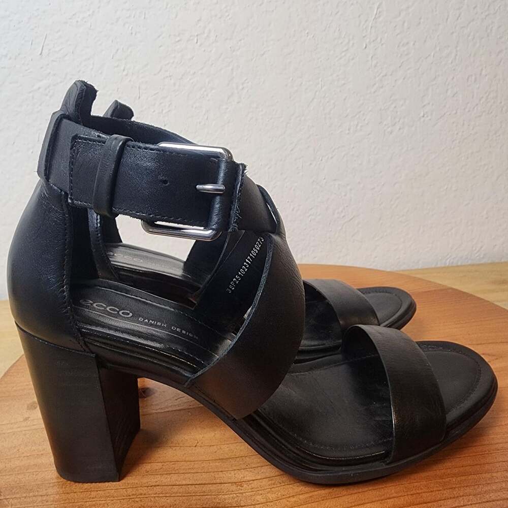 ECCO Shape Sandals Shoes Womens Size 7.5 EU38 Black Leather Strappy Block Heel